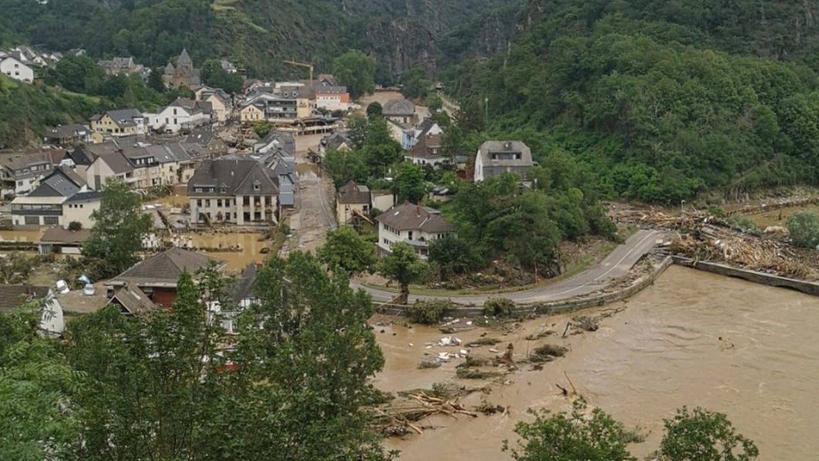 Altenahr wurde vom Hochwasser größtenteils zerstört
