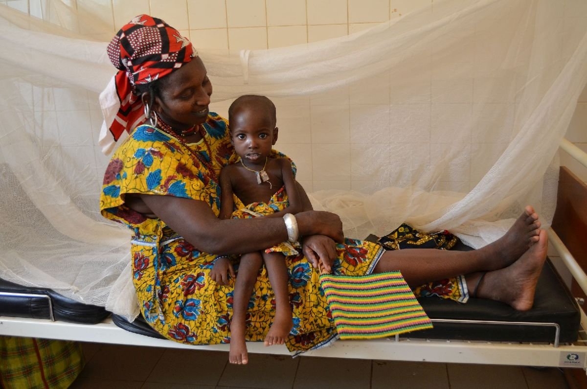 Kindersterblichkeit in Niger durch Gesundheitsmaßnahmen reduzieren