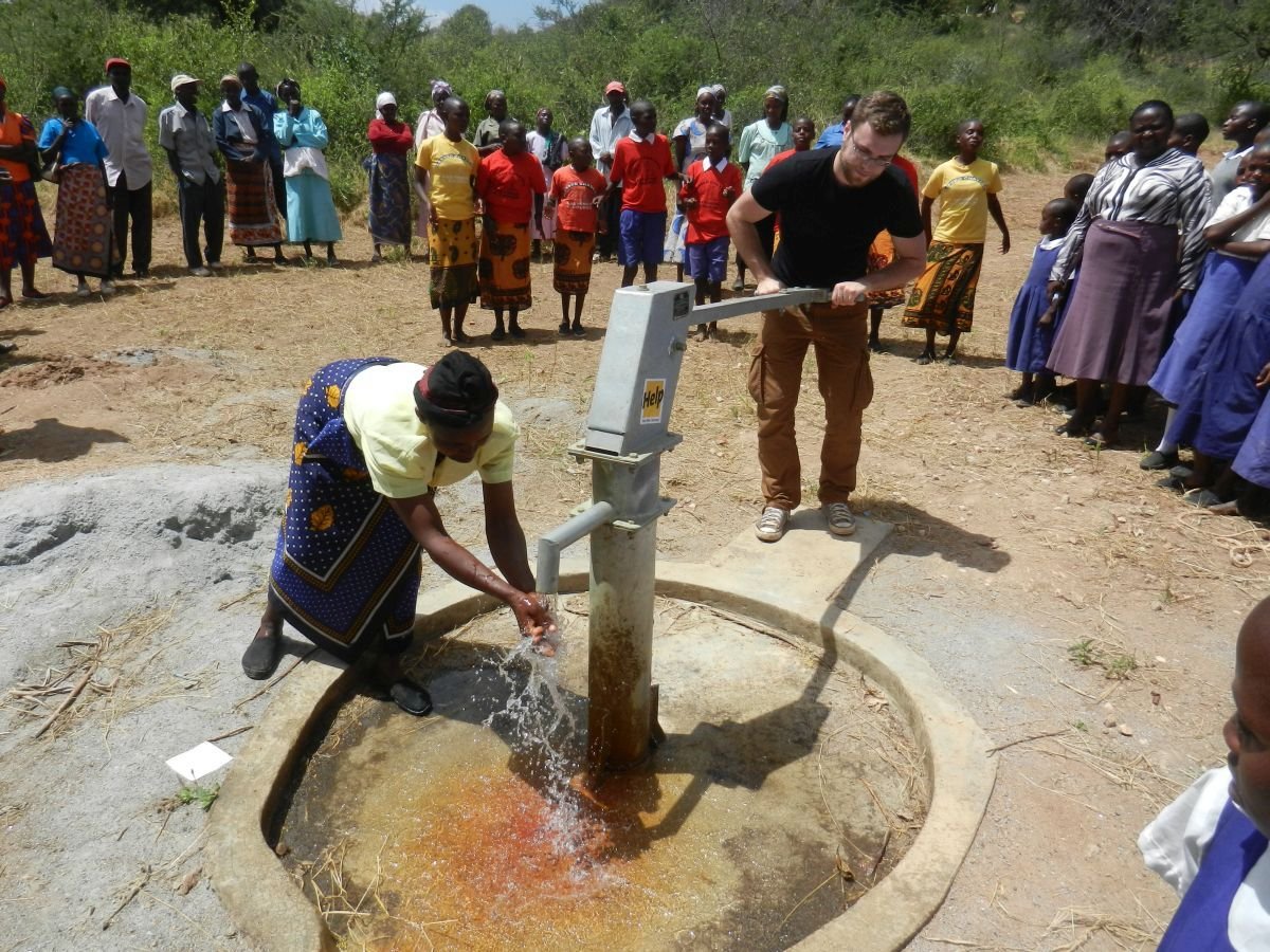Hygiene-Schulungen und Brunnen für Kenia