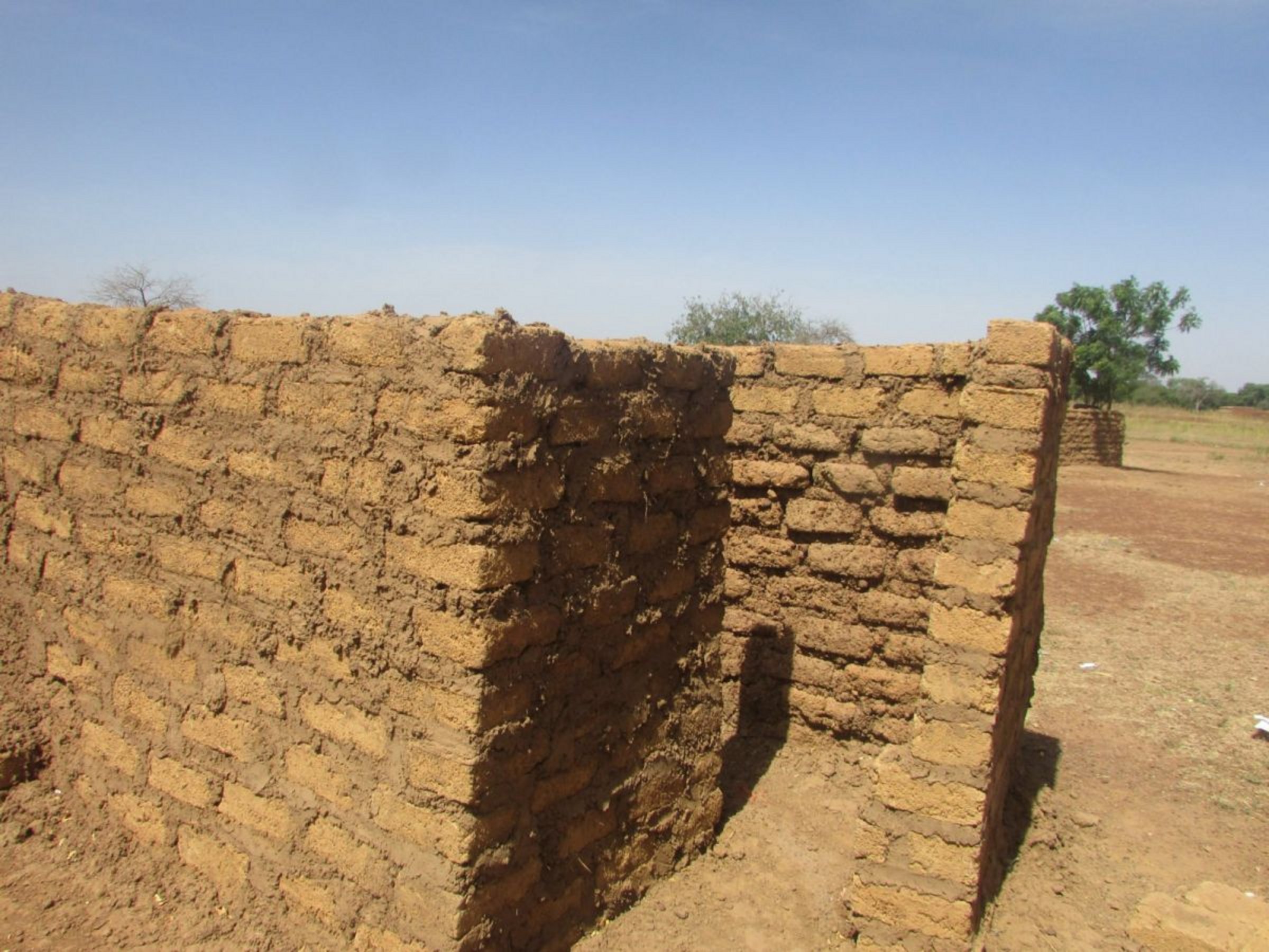 Spenden Burkina Faso: Alte Lehrertoilette