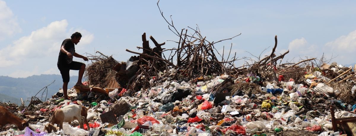 Indonesien: Müllberge aus Plastik