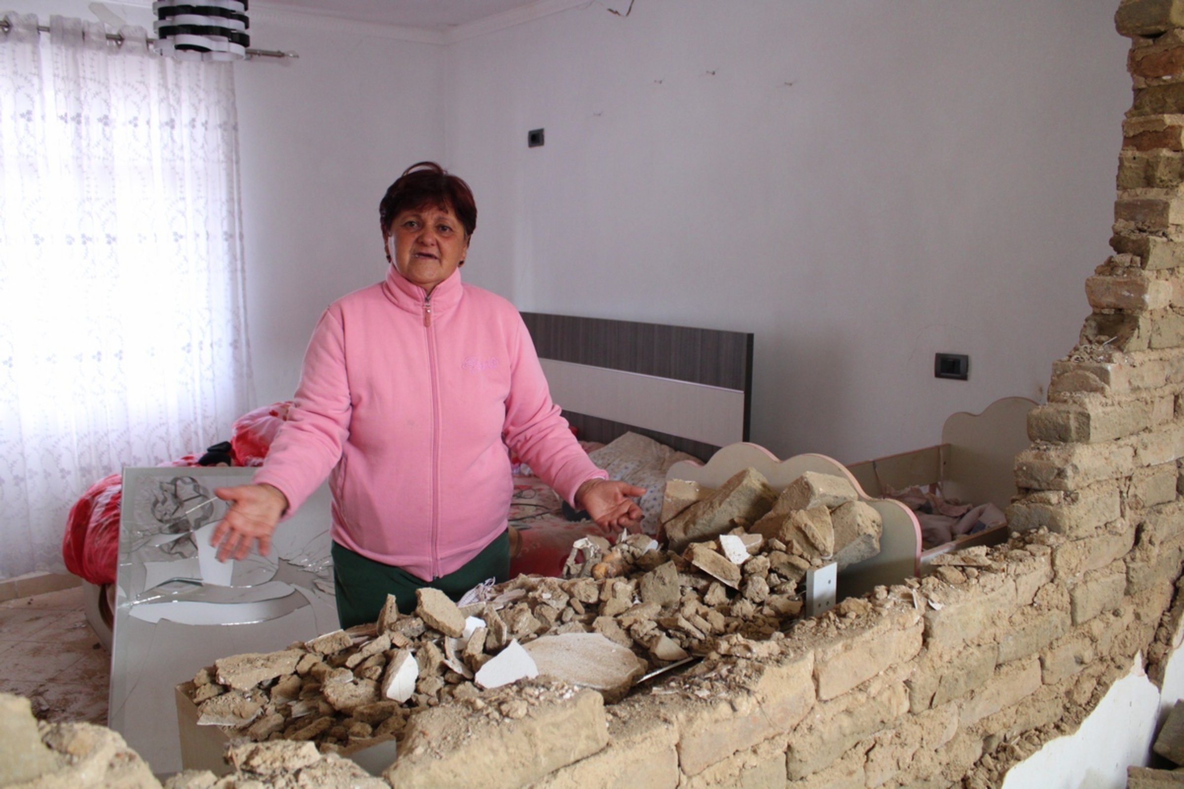 Zerstörung nach Erdbeben in Albanien