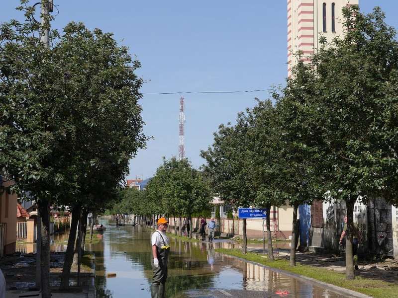 Flutopfer in Bosnien schnell unterstuetzen