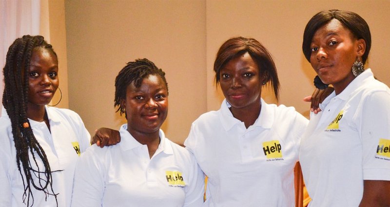 Vier Mitarbeiterinnen von Help in Burkina Faso