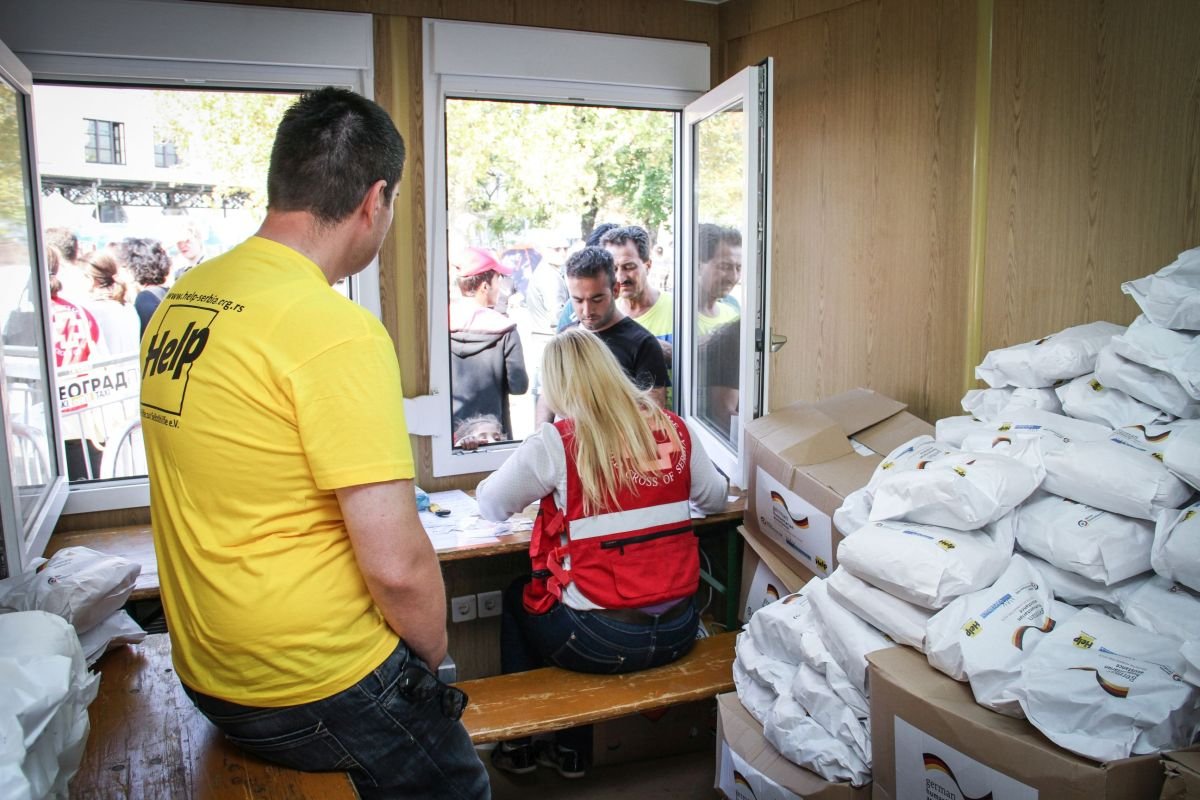 Hilfsgüter für Flüchtlinge in Serbien
