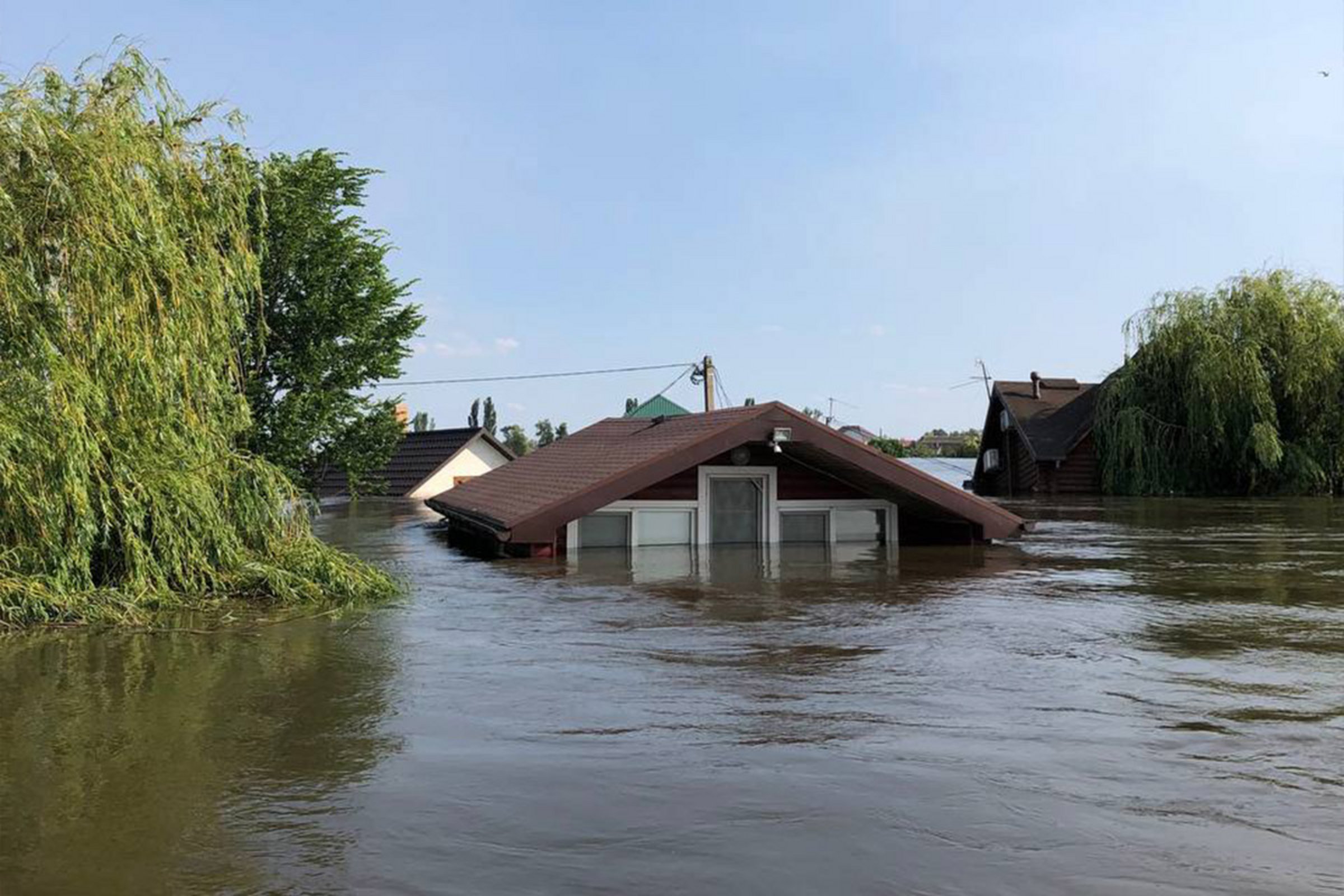 Haus in Cherson steht unter Wasser