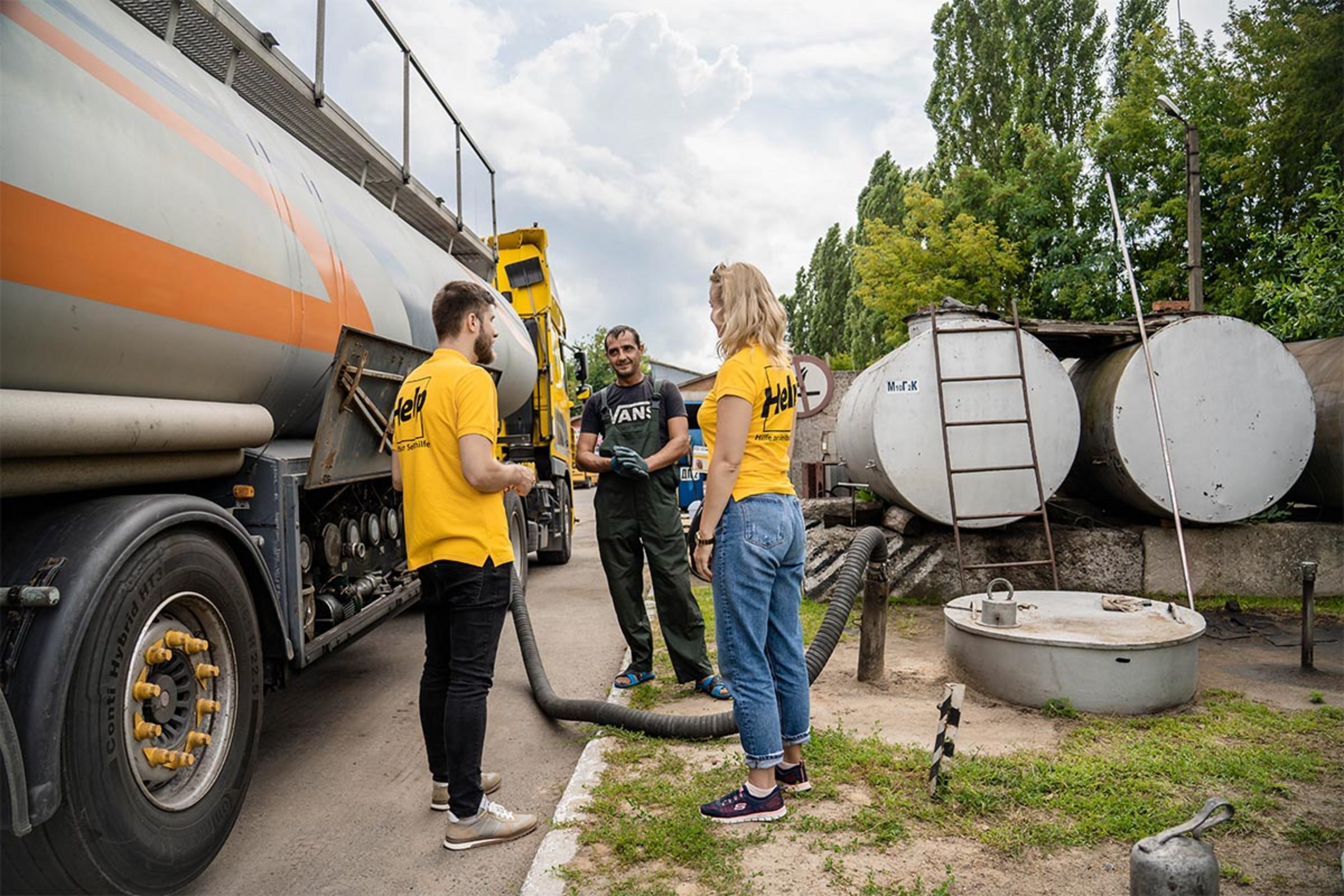 Help unterstützt ukrainische Bauern mit Treibstoff